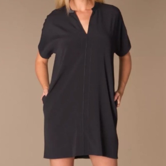 Vince Dresses & Skirts - Vince Navy Shift Dress with Pockets XXS